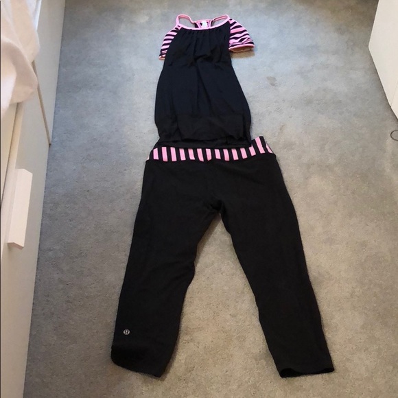 lululemon athletica Pants - Lulu lemon yoga set